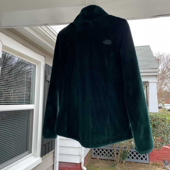 Soft and cozy north face jacket. Color is ponderosa green. - Picture 2 of 2